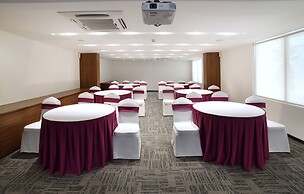 Lilac Hotel 5th Block