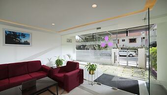 Lilac Hotel 5th Block