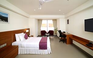 Lilac Hotel 5th Block