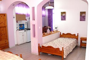 Marianthi Studios Stegna