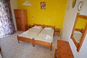 Marianthi Studios Stegna