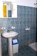 Marianthi Studios Stegna