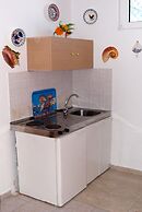 Marianthi Studios Stegna