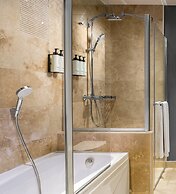 Crowne Plaza Istanbul Tuzla Viaport Marina by IHG