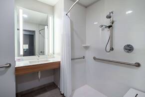 Microtel Inn & Suites by Wyndham Winchester