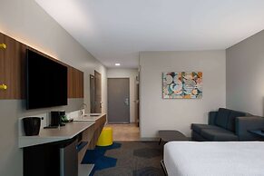 Microtel Inn & Suites by Wyndham Winchester