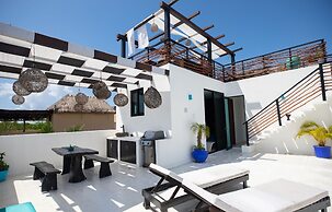 New Apartment Private Pool and Terrace