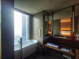 Courtyard by Marriott Luoyang