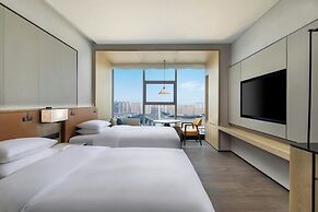 Courtyard by Marriott Luoyang