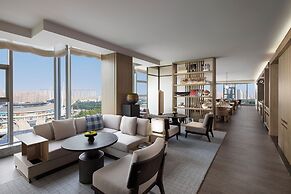 Courtyard by Marriott Luoyang