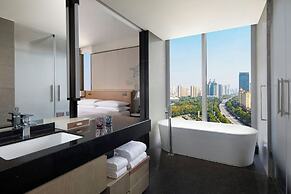 Courtyard by Marriott Luoyang