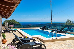 Chania Poolside Resort - Panoramic Seaview Lodging