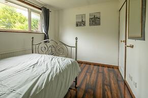 4-bed Detached, Pet Friendly House in Nelson