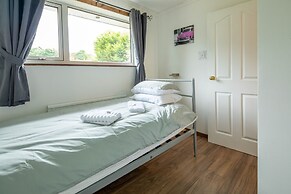 4-bed Detached, Pet Friendly House in Nelson
