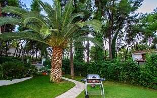 Danai's Secluded Paradise - Azure Coastal Dreams