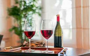 Danai's Secluded Paradise - Azure Coastal Dreams