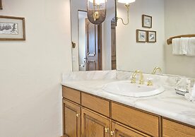 349 Holden Rd. 5 Bedroom Home by RedAwning