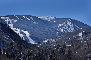 349 Holden Rd. 5 Bedroom Home by RedAwning