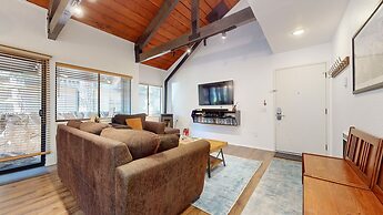 Bigwood 63 Cozy Mountain Home, 1 Car Garage, Close to Eagle Lodge by R