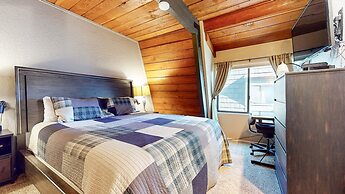 Bigwood 63 Cozy Mountain Home, 1 Car Garage, Close to Eagle Lodge by R