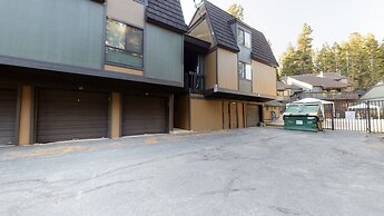 Bigwood 63 Cozy Mountain Home, 1 Car Garage, Close to Eagle Lodge by R