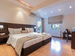 A Private Haven: Hera with Secluded Pool and Garden