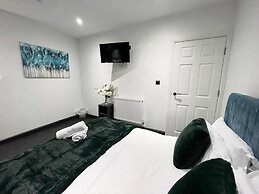 Wellington Suites by Sasco Apartments