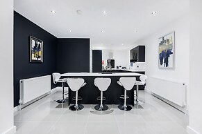 Wellington Suites by Sasco Apartments