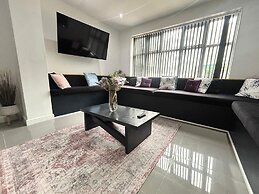 Wellington Suites by Sasco Apartments