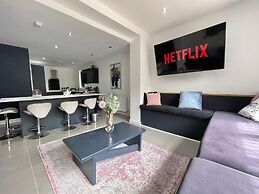 Wellington Suites by Sasco Apartments