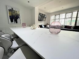 Wellington Suites by Sasco Apartments