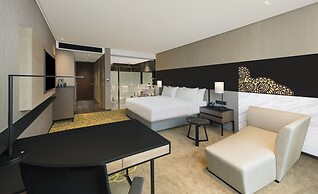 Hilton Bengaluru Embassy Manyata Business Park