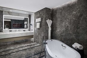 Hilton Bengaluru Embassy Manyata Business Park