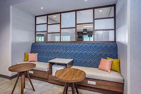 Hampton Inn by Hilton Bedford