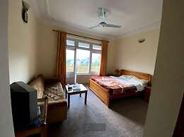 Hotel Mashabrum