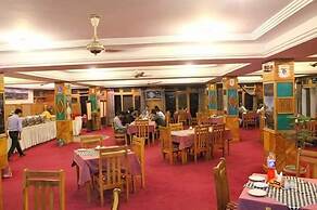 Hotel Mashabrum