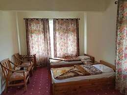 Hotel Mashabrum