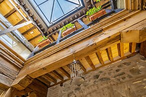 Dobo | Hostal Azacanes