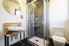 Dobo | Hostal Azacanes