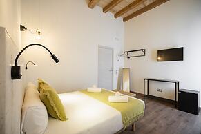 Dobo | Hostal Azacanes