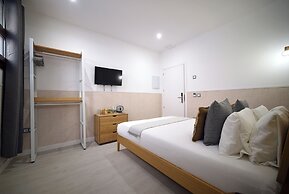 Dobo Azacanes Hostal