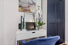 Home Away From Home With an Indoor Fireplace!