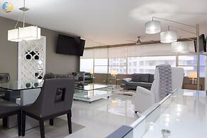 Alexander 1121 3 Bedroom Apts by RedAwning