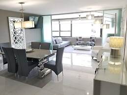 Alexander 1121 3 Bedroom Apts by RedAwning