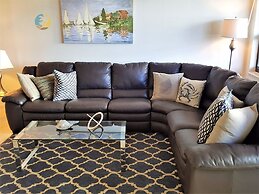 Alexander 510 2 Bedroom Apts by RedAwning