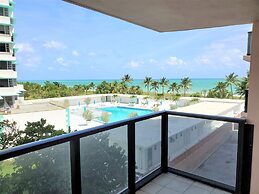 Alexander 510 2 Bedroom Apts by RedAwning