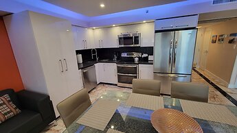 Alexander 1420 3 Bedroom Apts by RedAwning