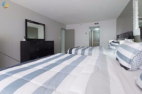 Alexander 1119 2 Bedroom Apts by RedAwning