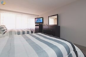 Alexander 1119 2 Bedroom Apts by RedAwning