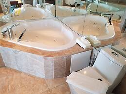 Alexander 1402 2 Bedroom Apts by RedAwning